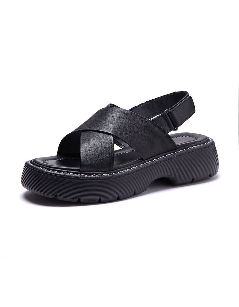 Plateausandalen Met Gekruiste Banden Vooraan Slingback