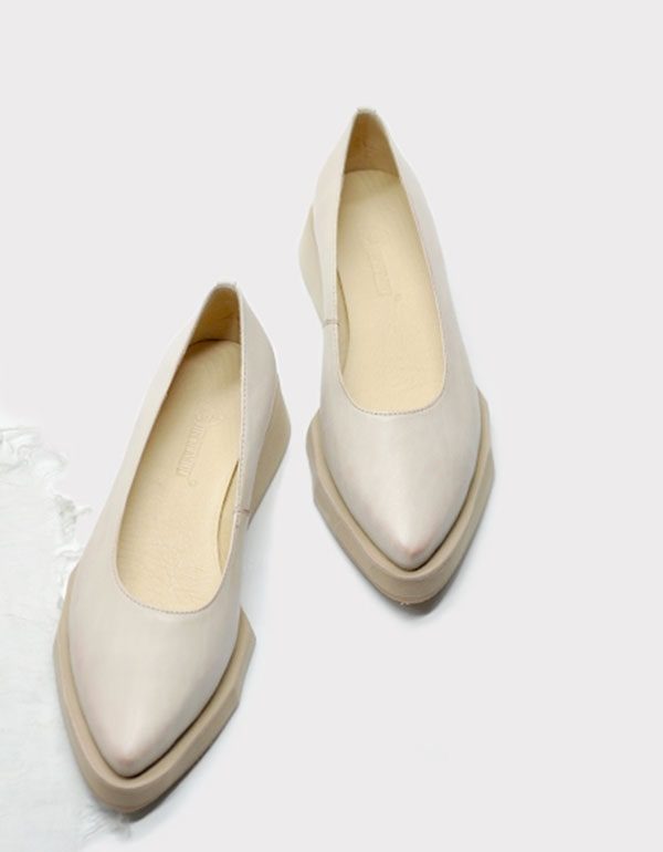 Handgemaakte Retro Leren Platte Puntige Pumps