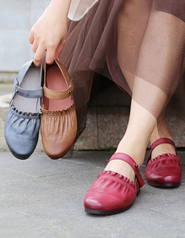 Puntige Retro Lederen Handgemaakte Platte Schoenen Voor Dames