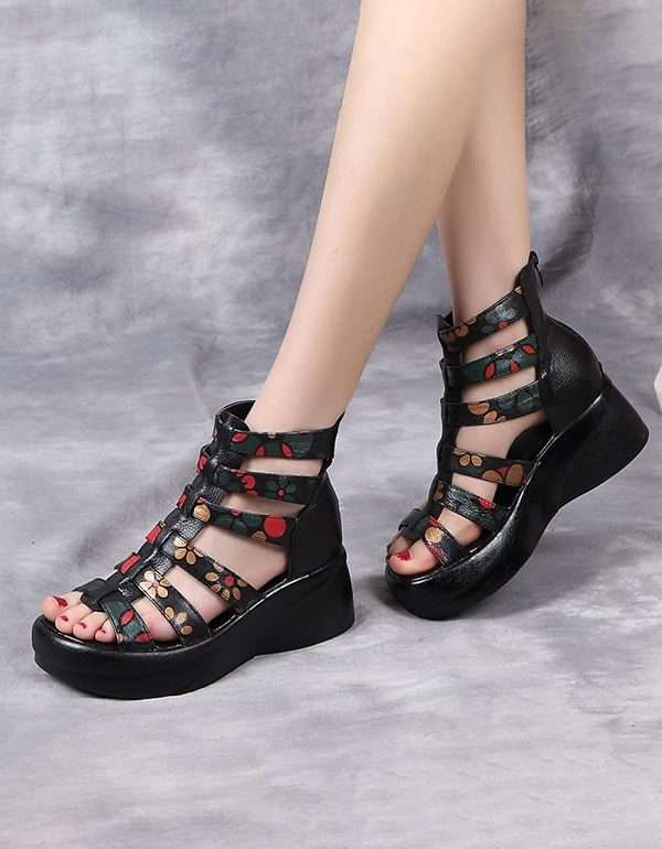 Leren Zomersandalen Met Sleehak En Print