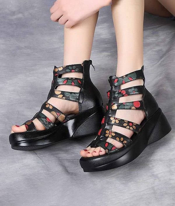 Leren Zomersandalen Met Sleehak En Print