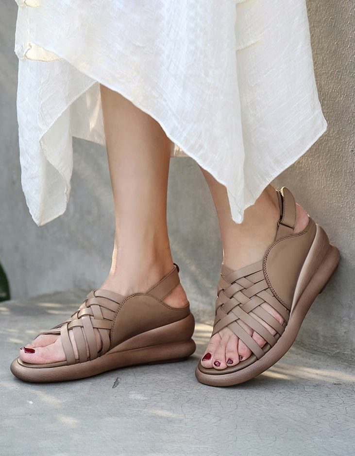 Zomermode Wedge Cross Strap Sandalen Khaki